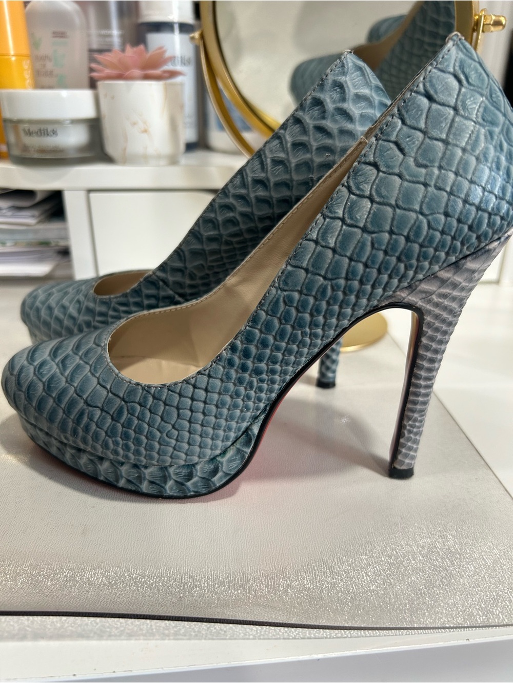 Louis Vuitton Blue Textured Snakeskin High Heel Pumps red bottoms